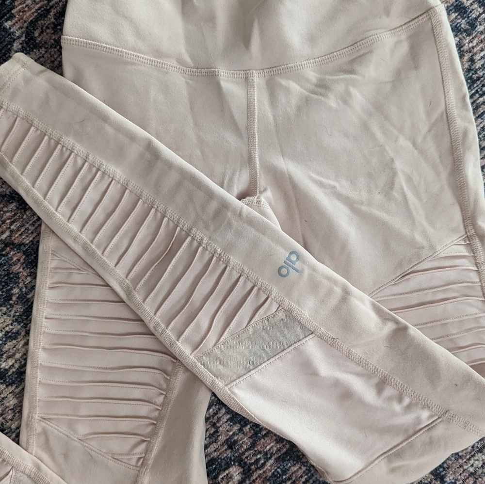 Alo Yoga Leggings